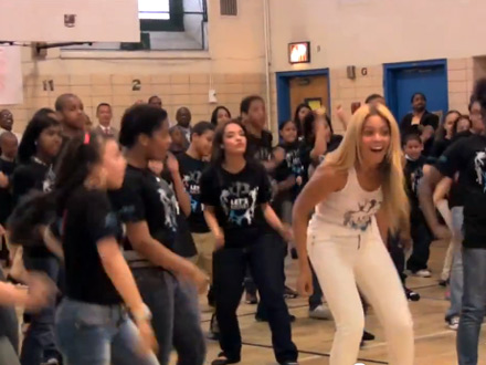 Beyonce dances with students at PS 161
