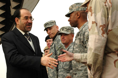 Iraqi Prime Minister Malaki with U.S. military