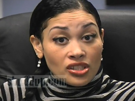 Keke Wyatt in a grey and black striped shirt, setting the record straight