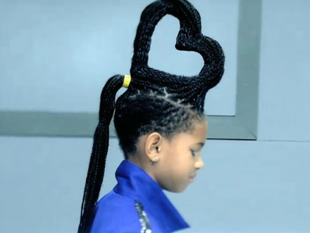 Willow Smith displaying her heart of love hairdo