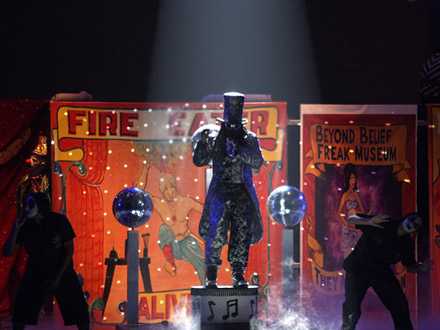 T-Pain performs at the 2008 BET Awards