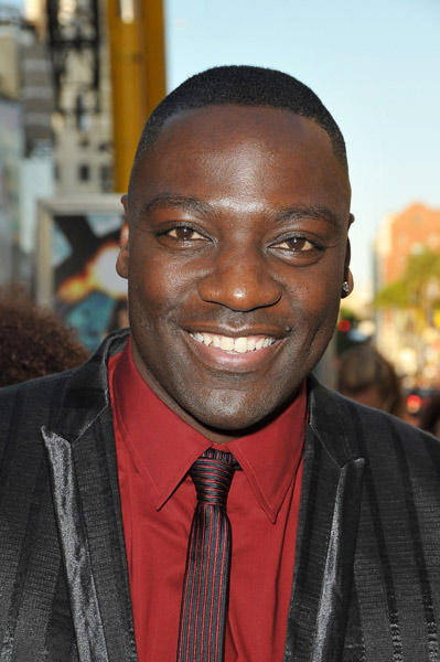 Adewale Akinnuoye at G.I. Joe premiere in Los Angeles