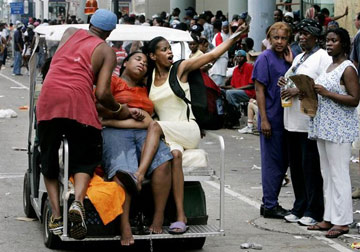 Hurricane Katrina aftermath - people starving and passing out without water or food