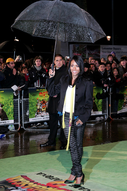 Jada Pinkett-Smith under an umbrella at Israel premiere of Madagascar Escape 2 Africa