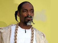 Snoop Blowin Smoke