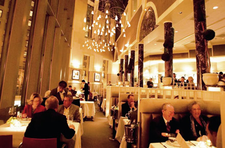Spiggia Italian restaurant in Chicago