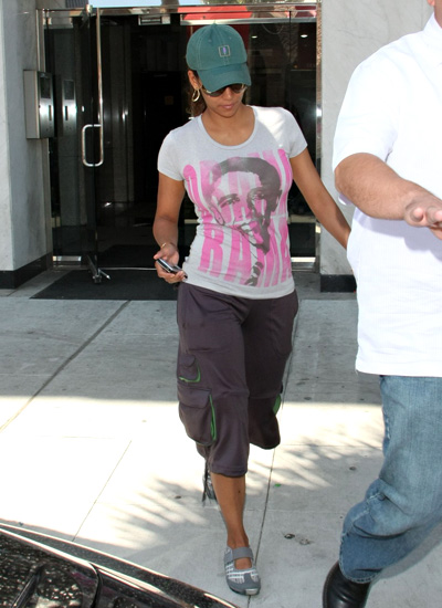 Halle Berry sporting her Obama shirt